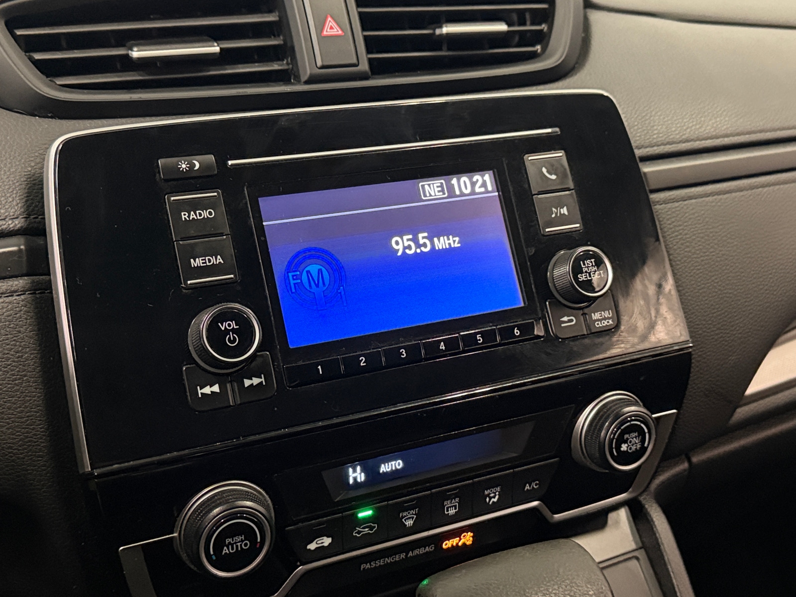 Thumbnail: 2019 Honda CR-V - 4