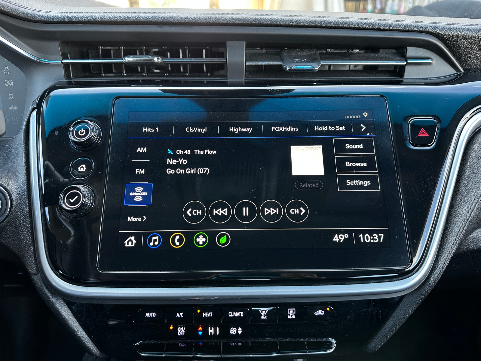 Thumbnail: 2023 Chevrolet Bolt EV - 4