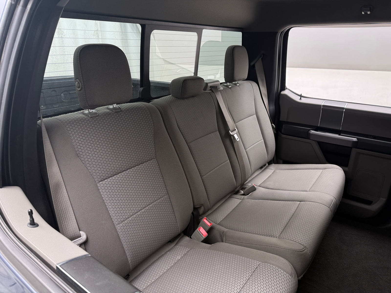 Thumbnail: 2019 Ford Econoline - 6