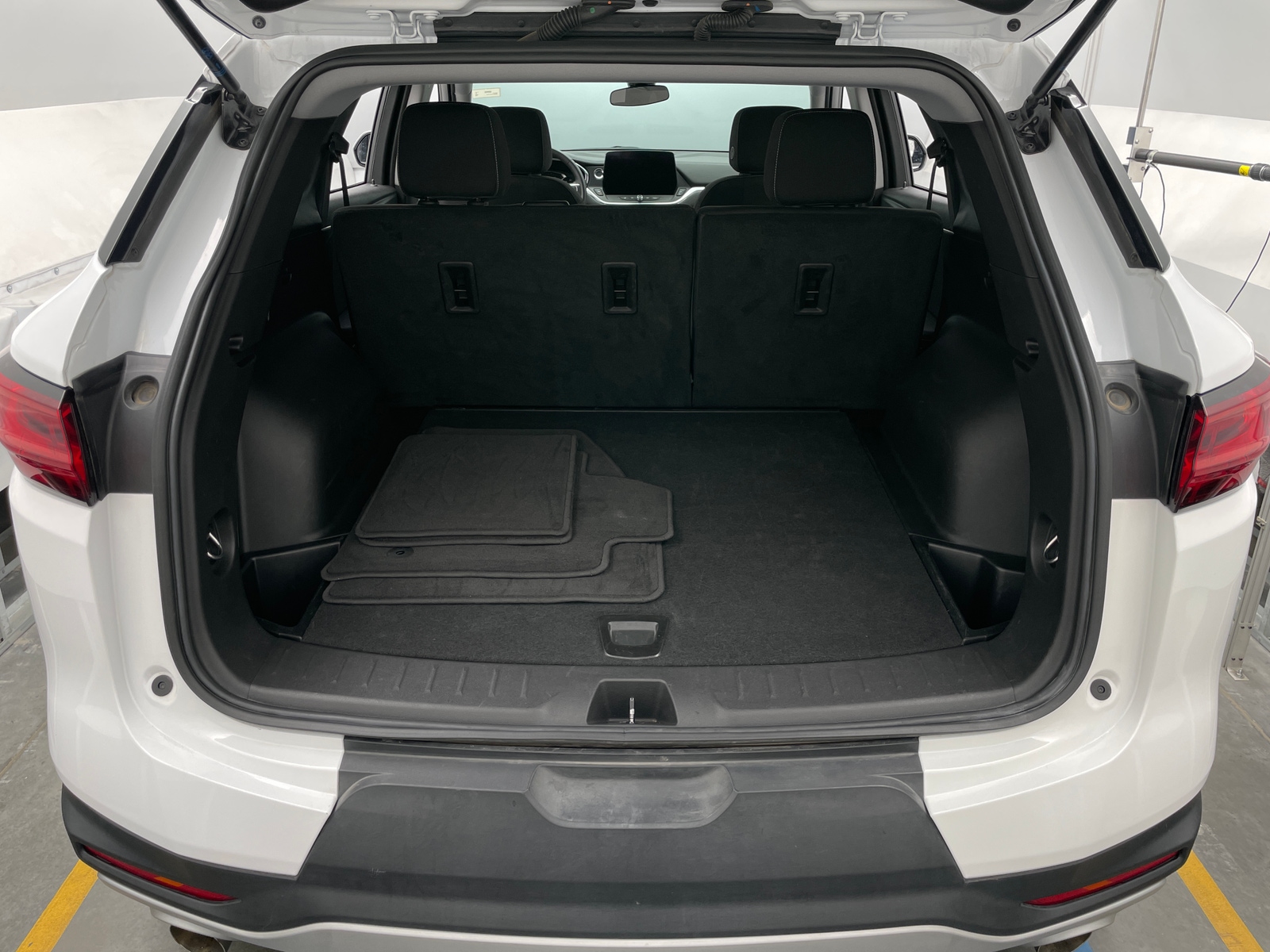 Thumbnail: 2025 Chevrolet Blazer - 7