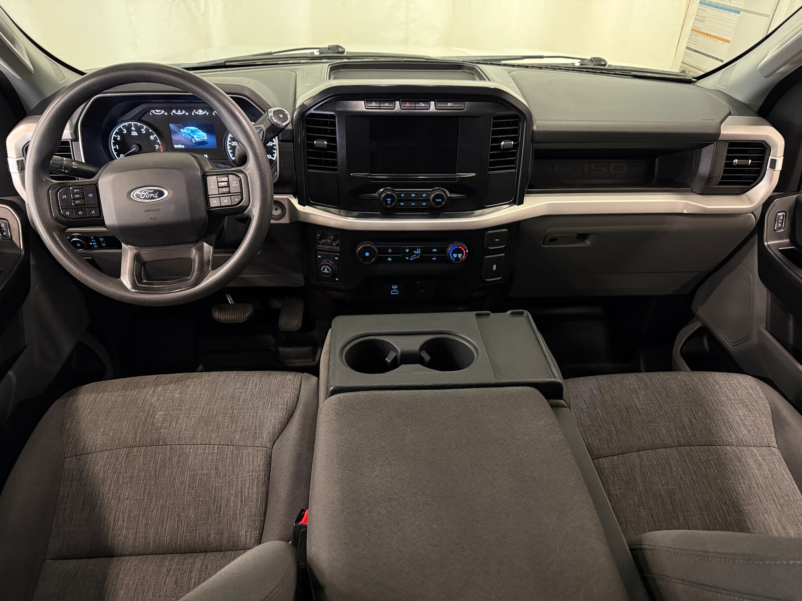 Thumbnail: 2023 Ford Econoline - 3