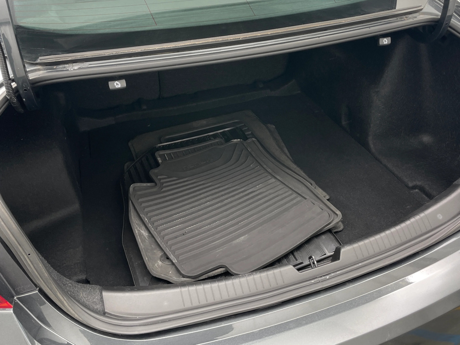 Thumbnail: 2017 Chevrolet Malibu - 7