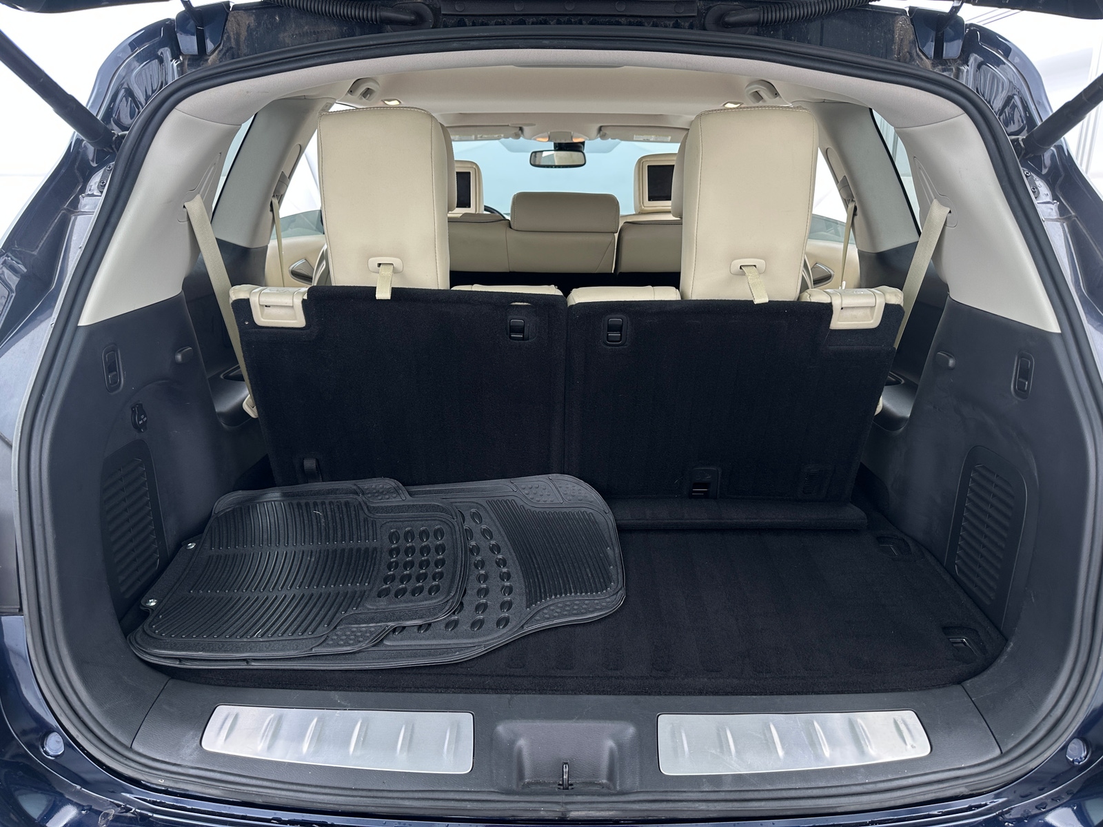 Thumbnail: 2017 INFINITI QX60 - 6