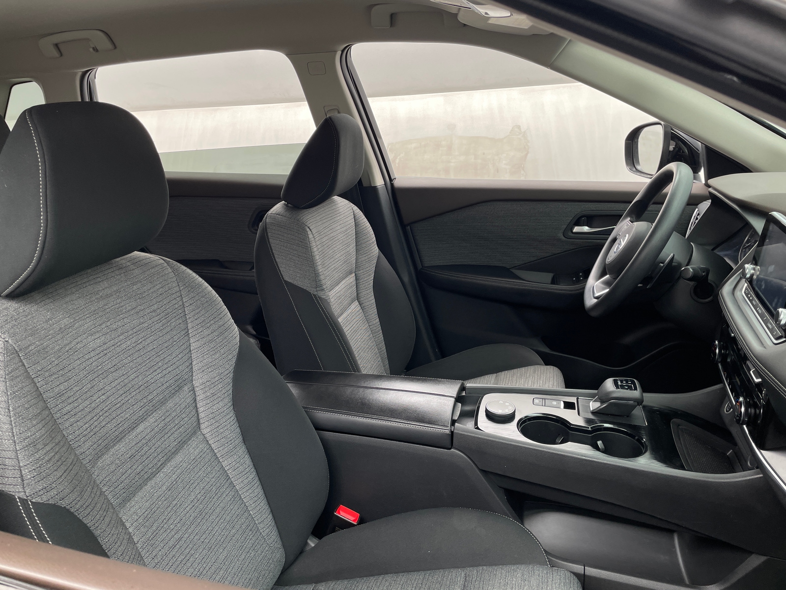 Thumbnail: 2021 Nissan Rogue - 2