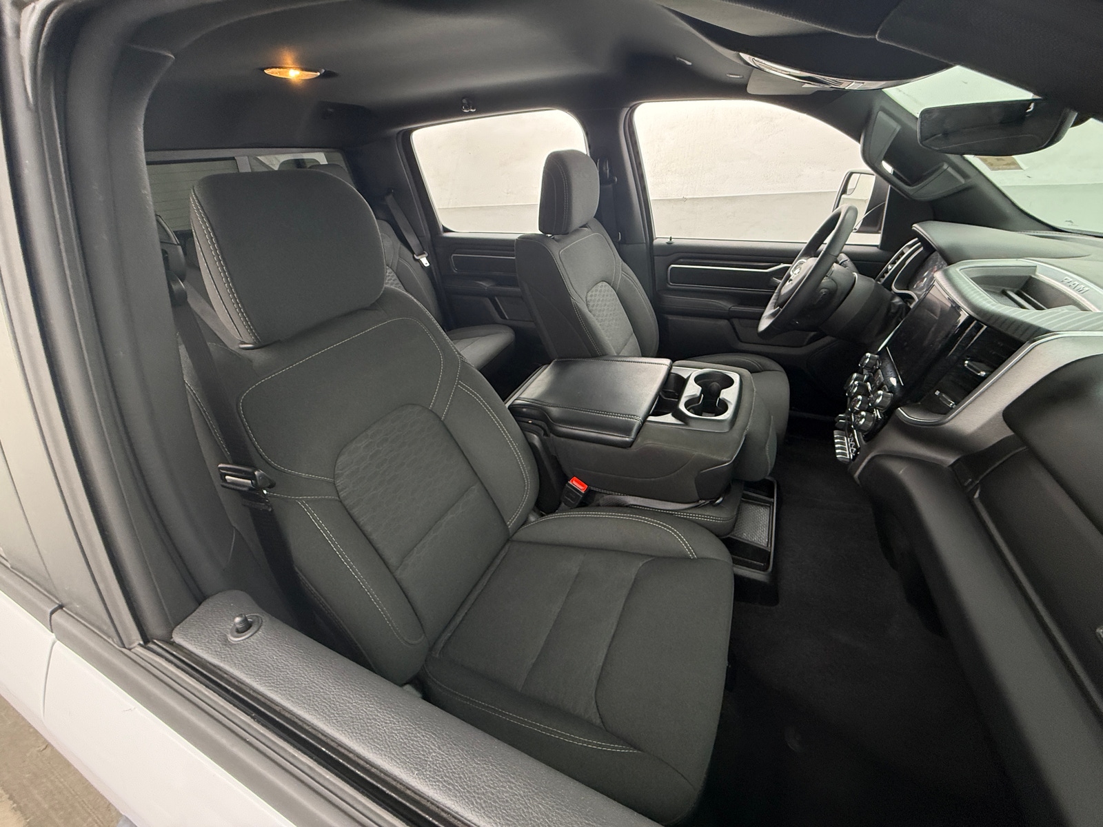 Thumbnail: 2025 RAM 1500 - 2