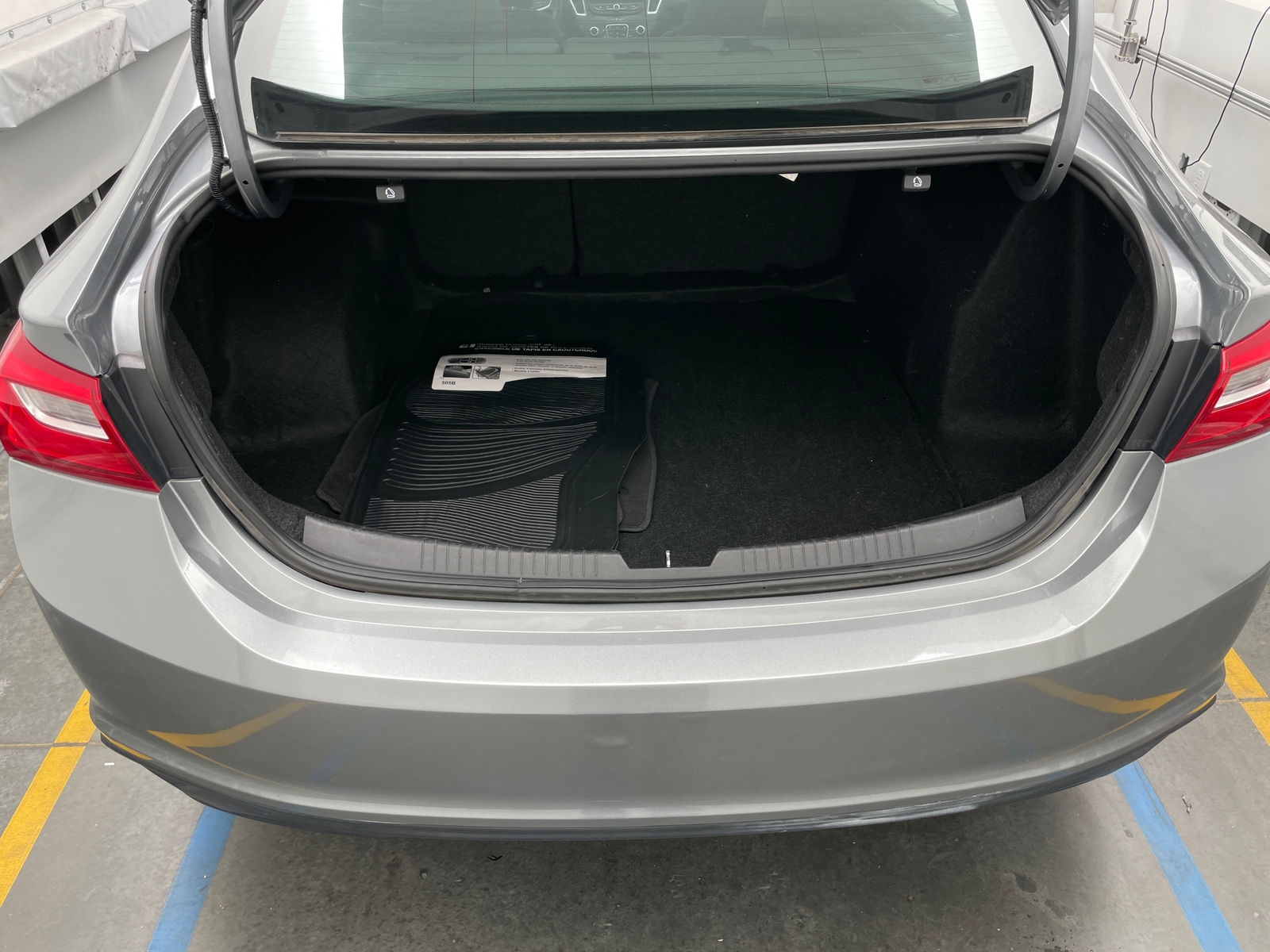 Thumbnail: 2023 Chevrolet Malibu - 7