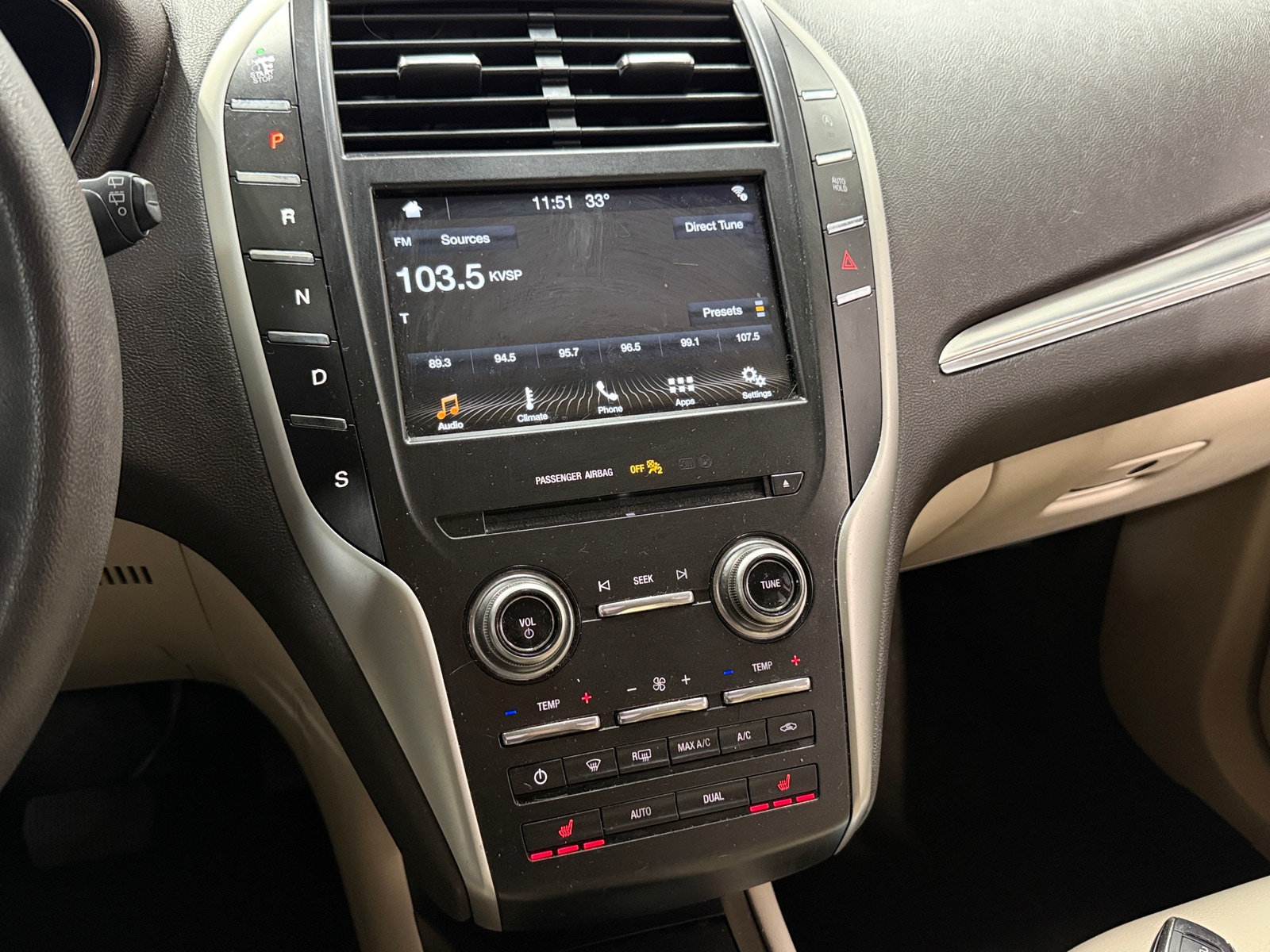 Thumbnail: 2019 Lincoln MKC - 3