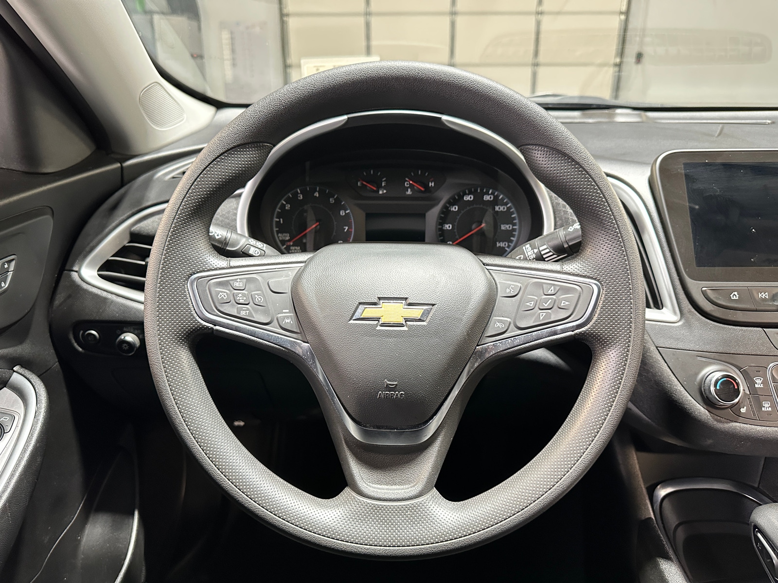 Thumbnail: 2024 Chevrolet Malibu - 5