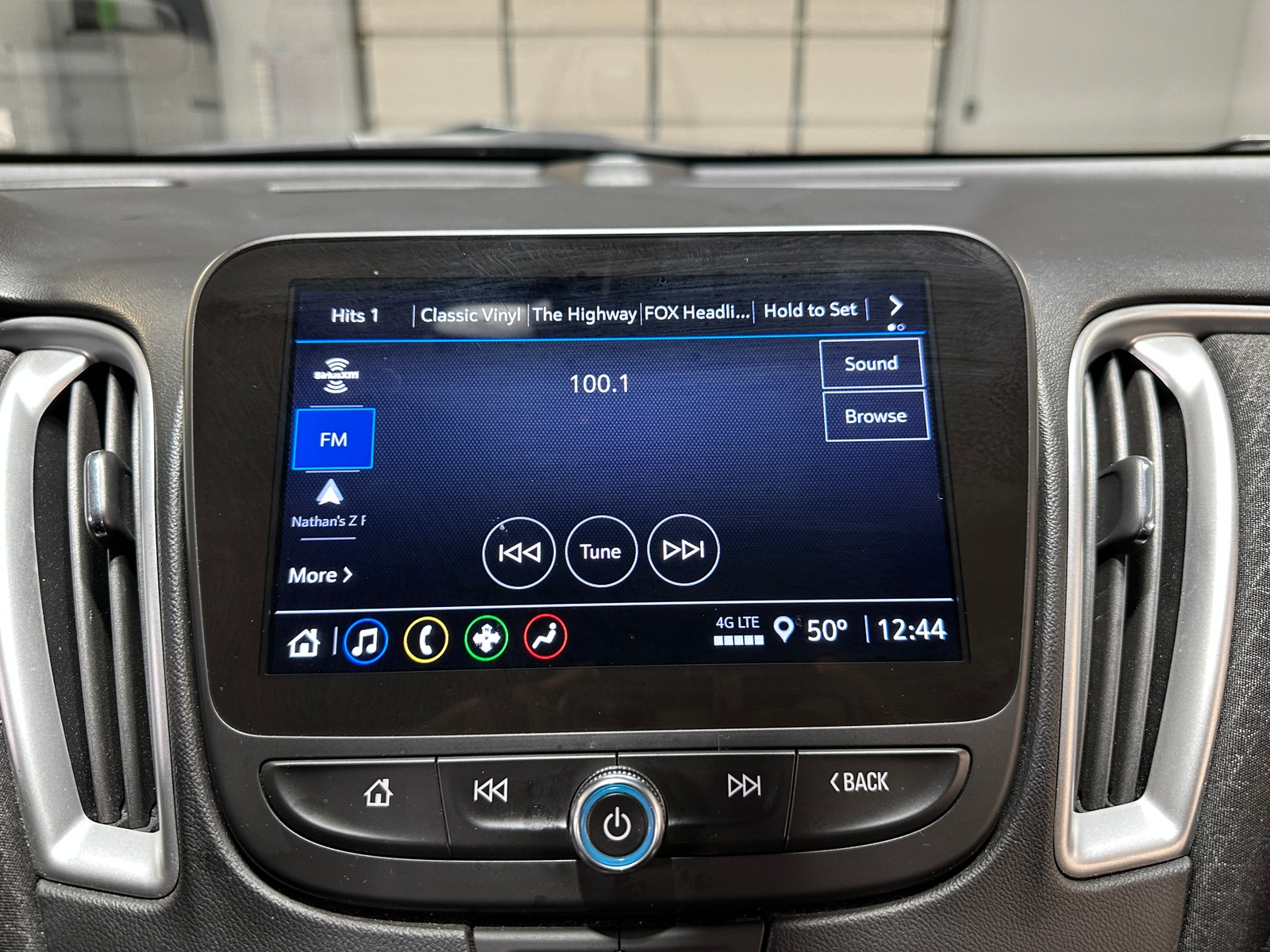 Thumbnail: 2024 Chevrolet Malibu - 4