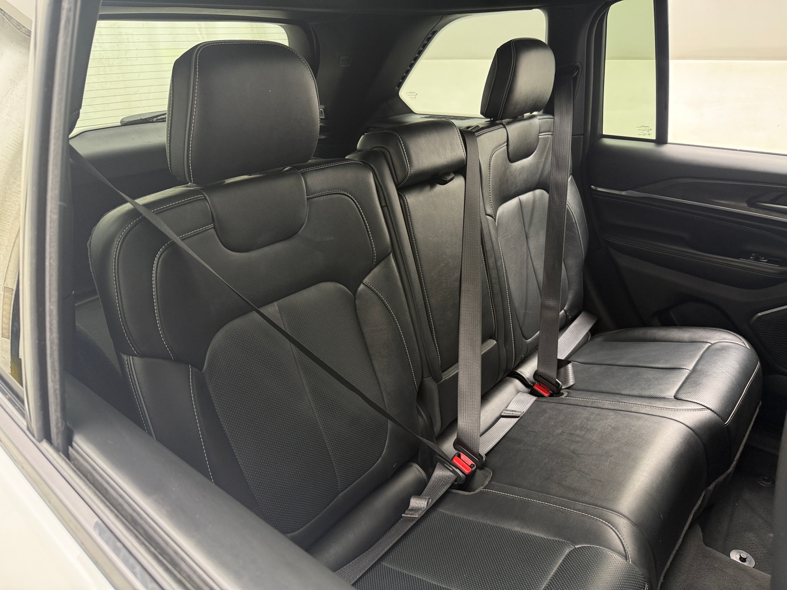 Thumbnail: 2024 Jeep Grand Cherokee - 5