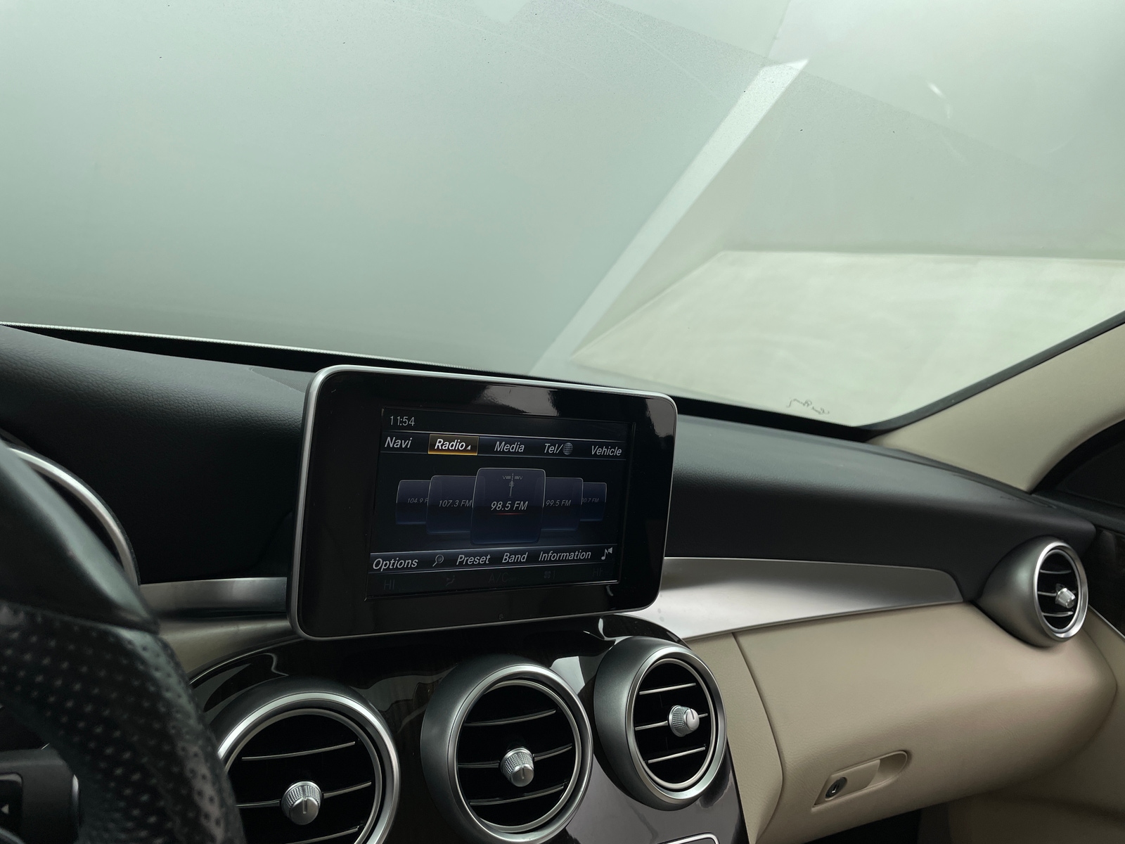 Thumbnail: 2017 Mercedes-Benz C-Class - 3