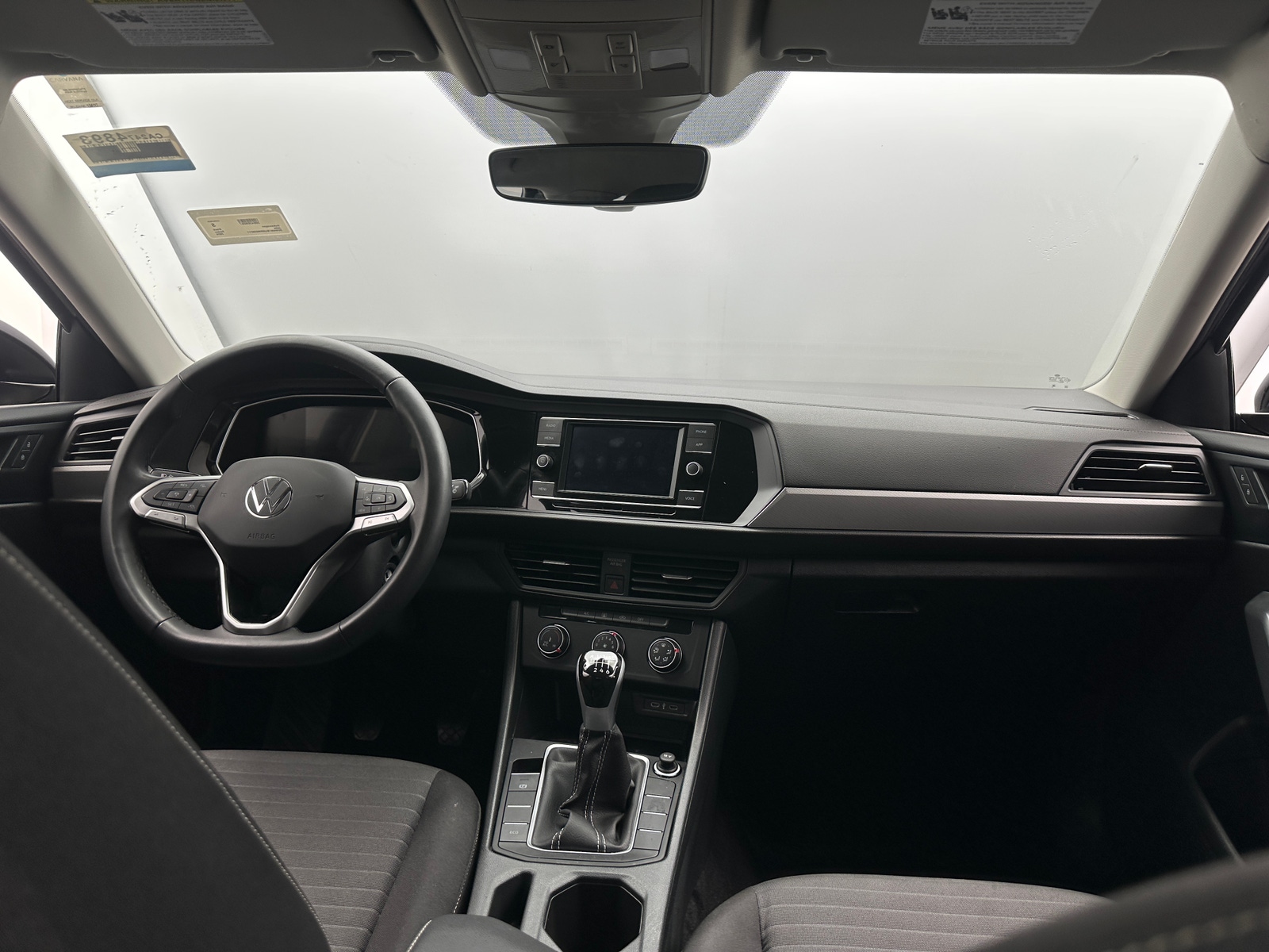 Thumbnail: 2024 Volkswagen Jetta - 3