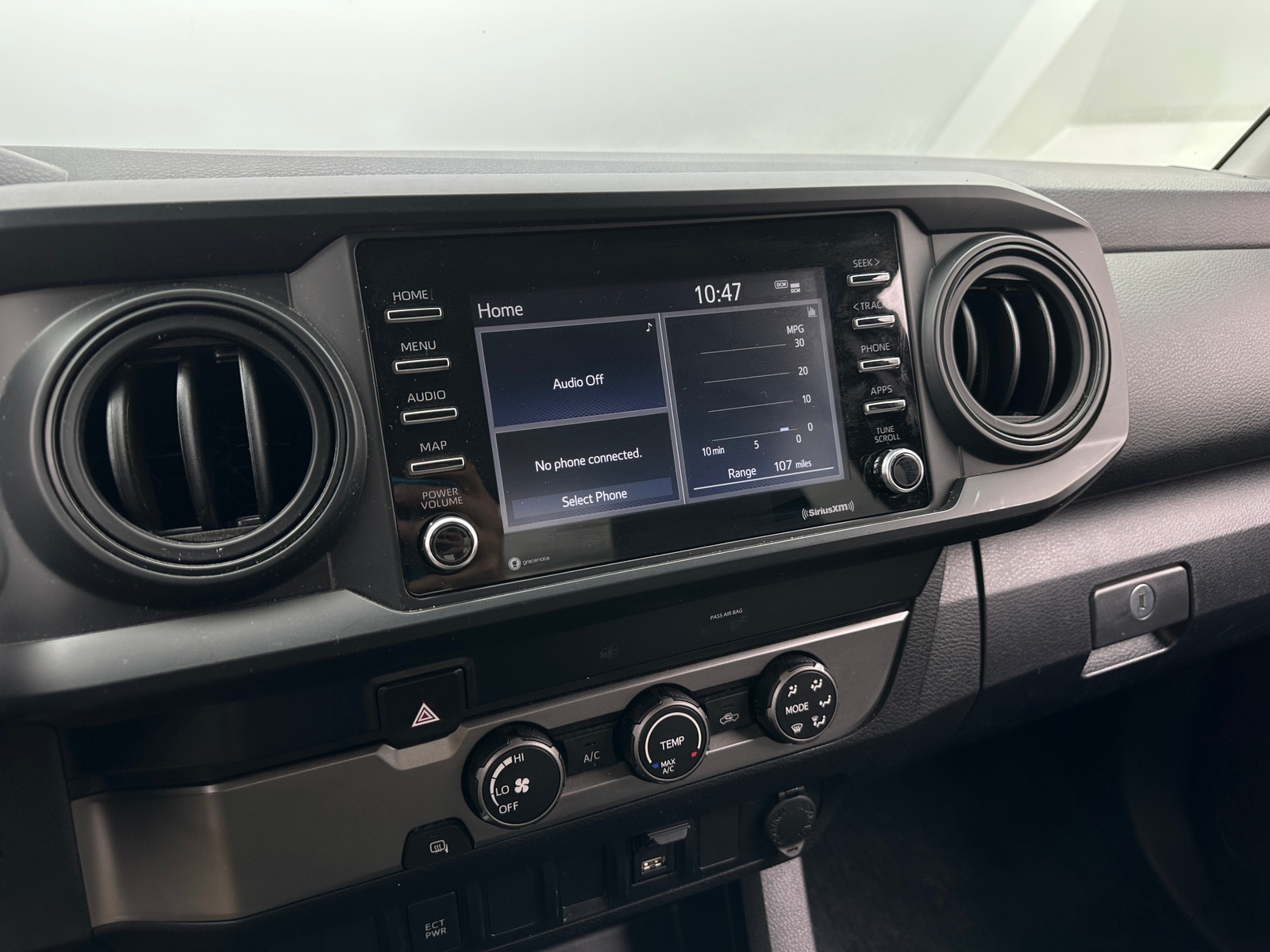 Thumbnail: 2022 Toyota Tacoma - 4