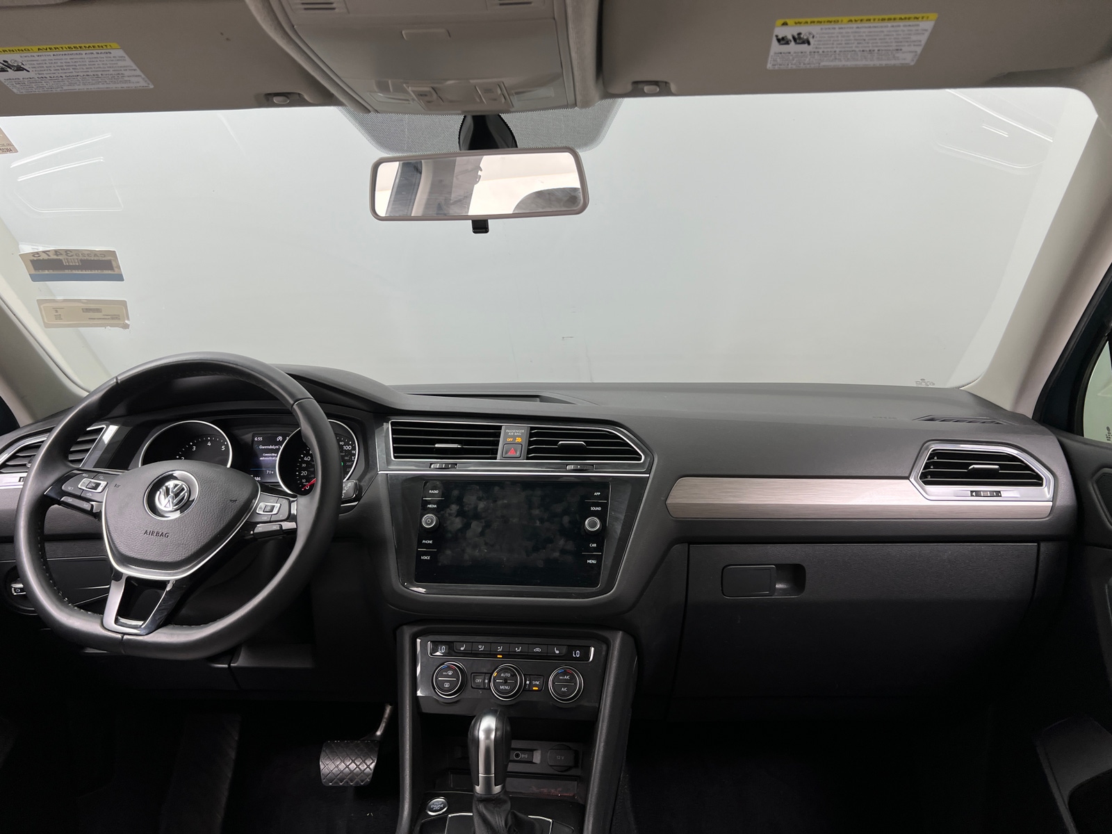 Thumbnail: 2019 Volkswagen Tiguan - 2