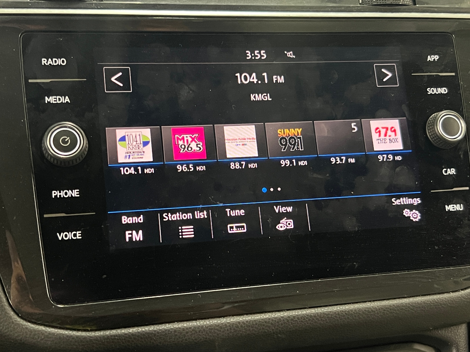 Thumbnail: 2019 Volkswagen Tiguan - 3