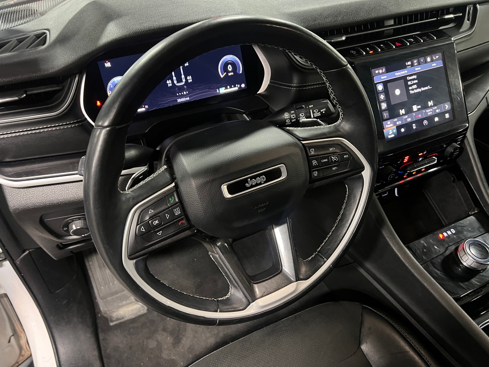 Thumbnail: 2022 Jeep Grand Cherokee L - 5