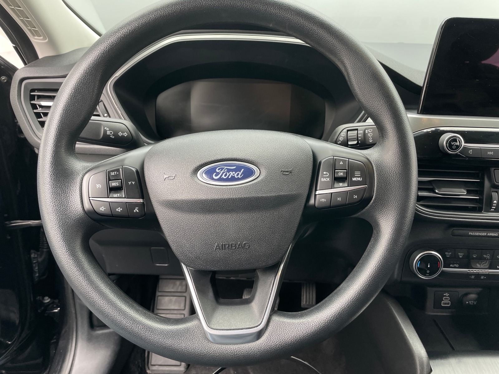 Thumbnail: 2025 Ford Escape - 5