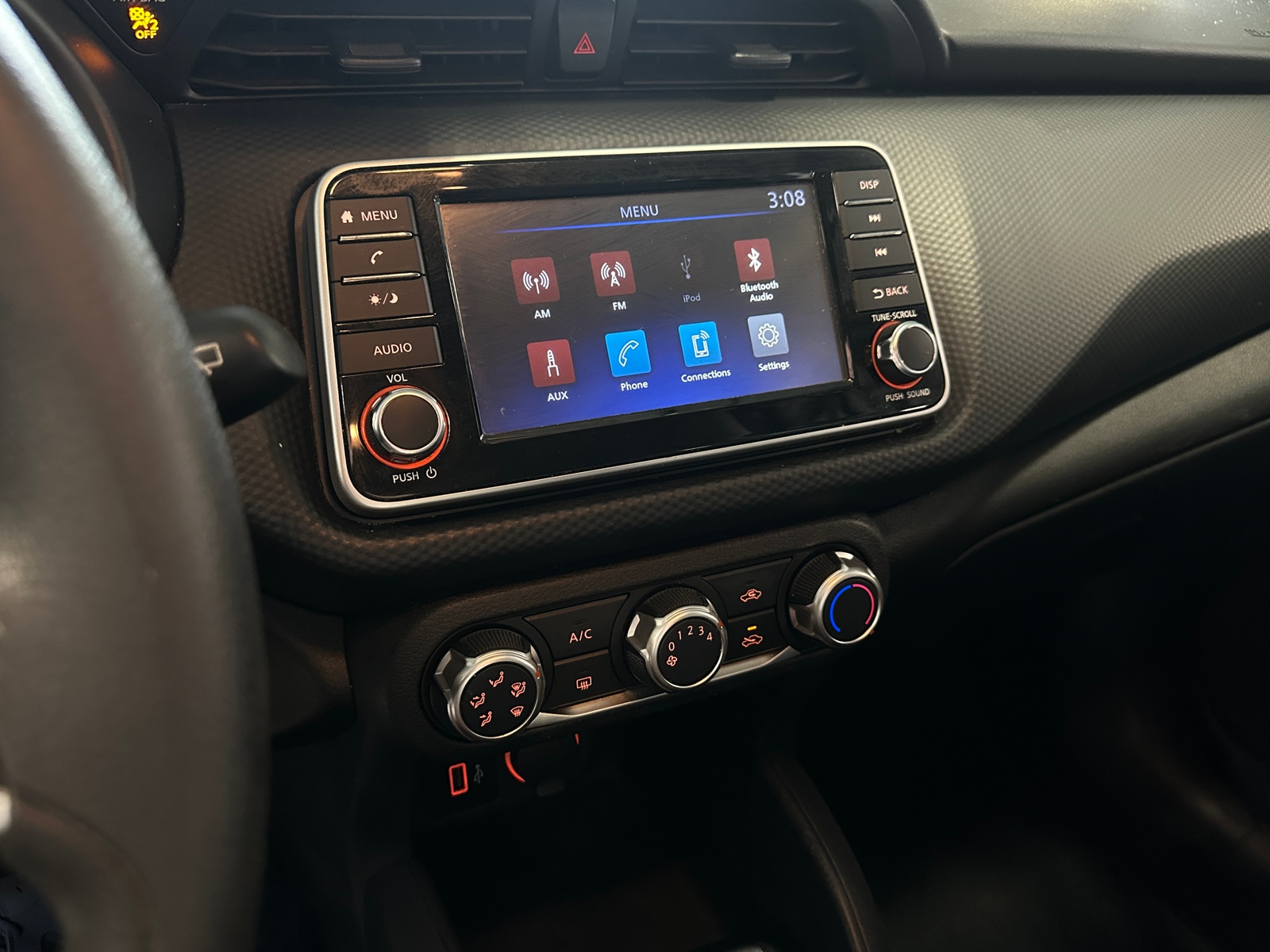 Thumbnail: 2021 Nissan Kicks - 4