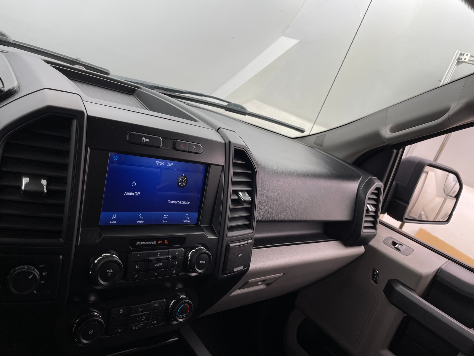 Thumbnail: 2019 Ford Econoline - 4