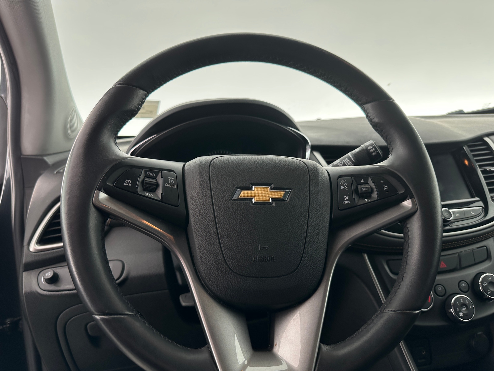 Thumbnail: 2021 Chevrolet Trax - 5