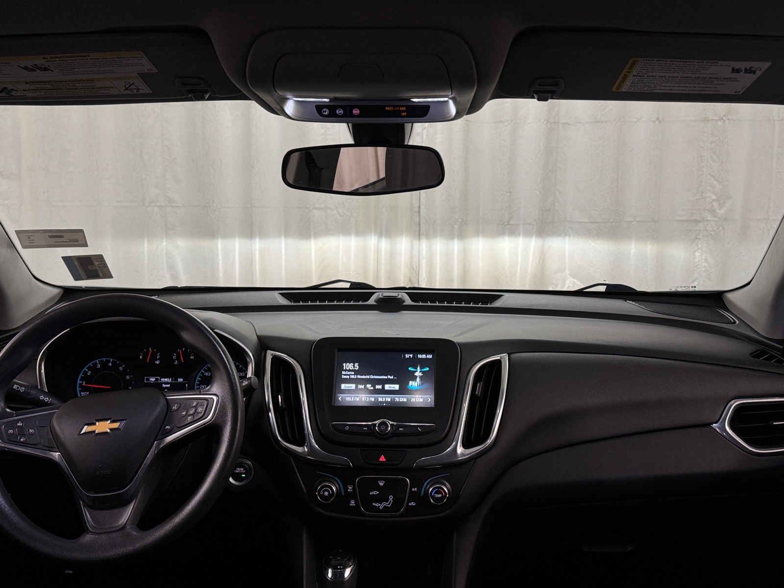 Thumbnail: 2018 Chevrolet Equinox - 3