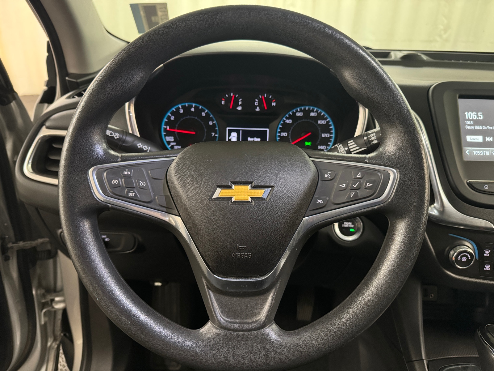 Thumbnail: 2018 Chevrolet Equinox - 5