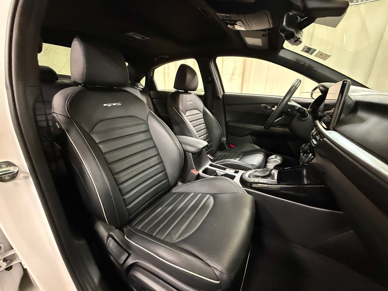 Thumbnail: 2024 Kia Forte - 2