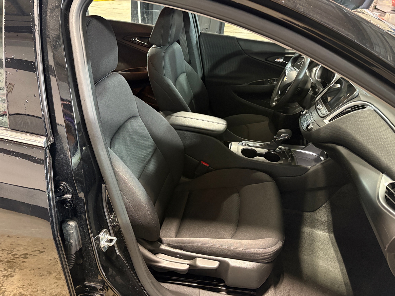 Thumbnail: 2024 Chevrolet Malibu - 2