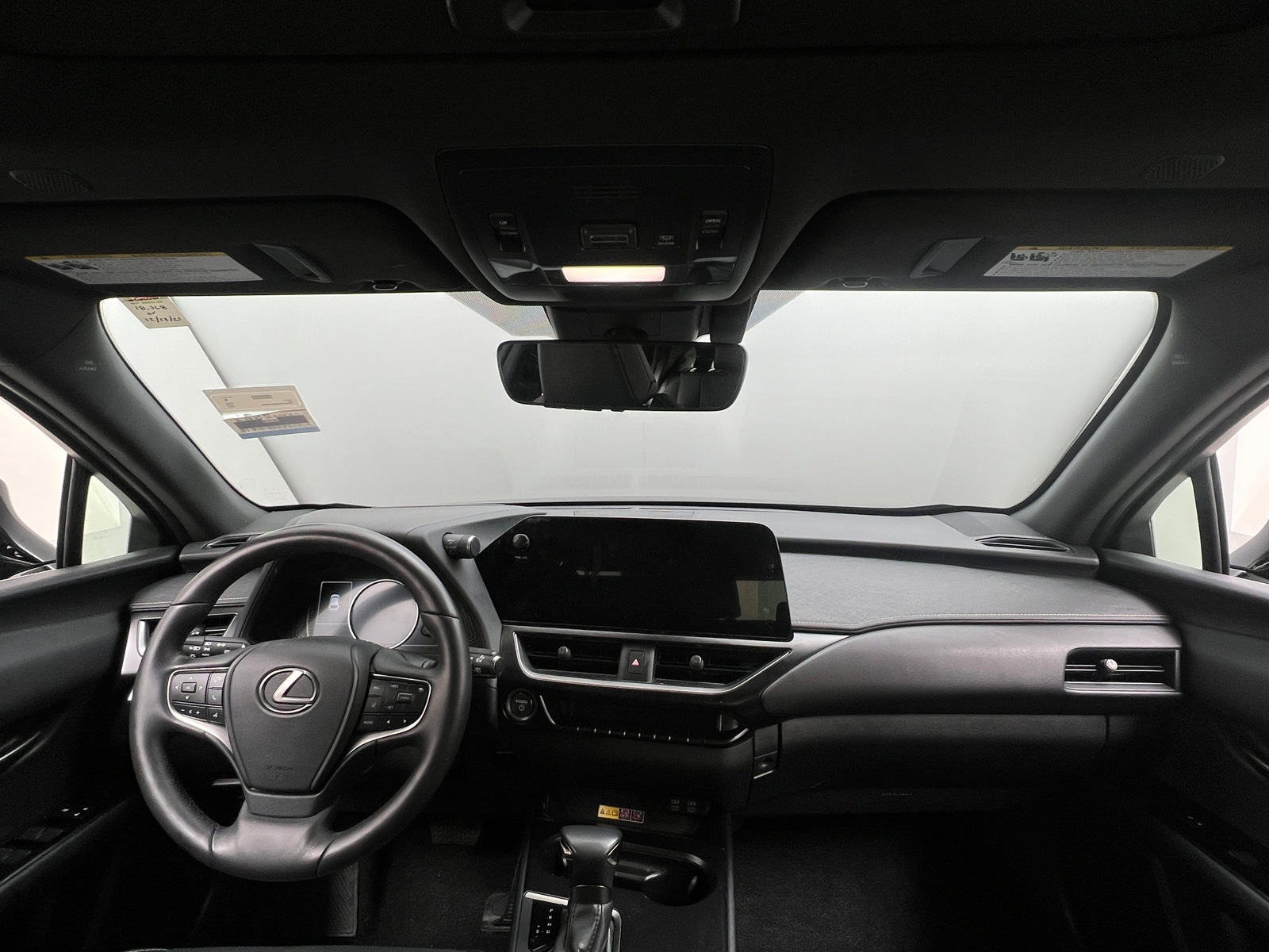 Thumbnail: 2024 Lexus UX - 2