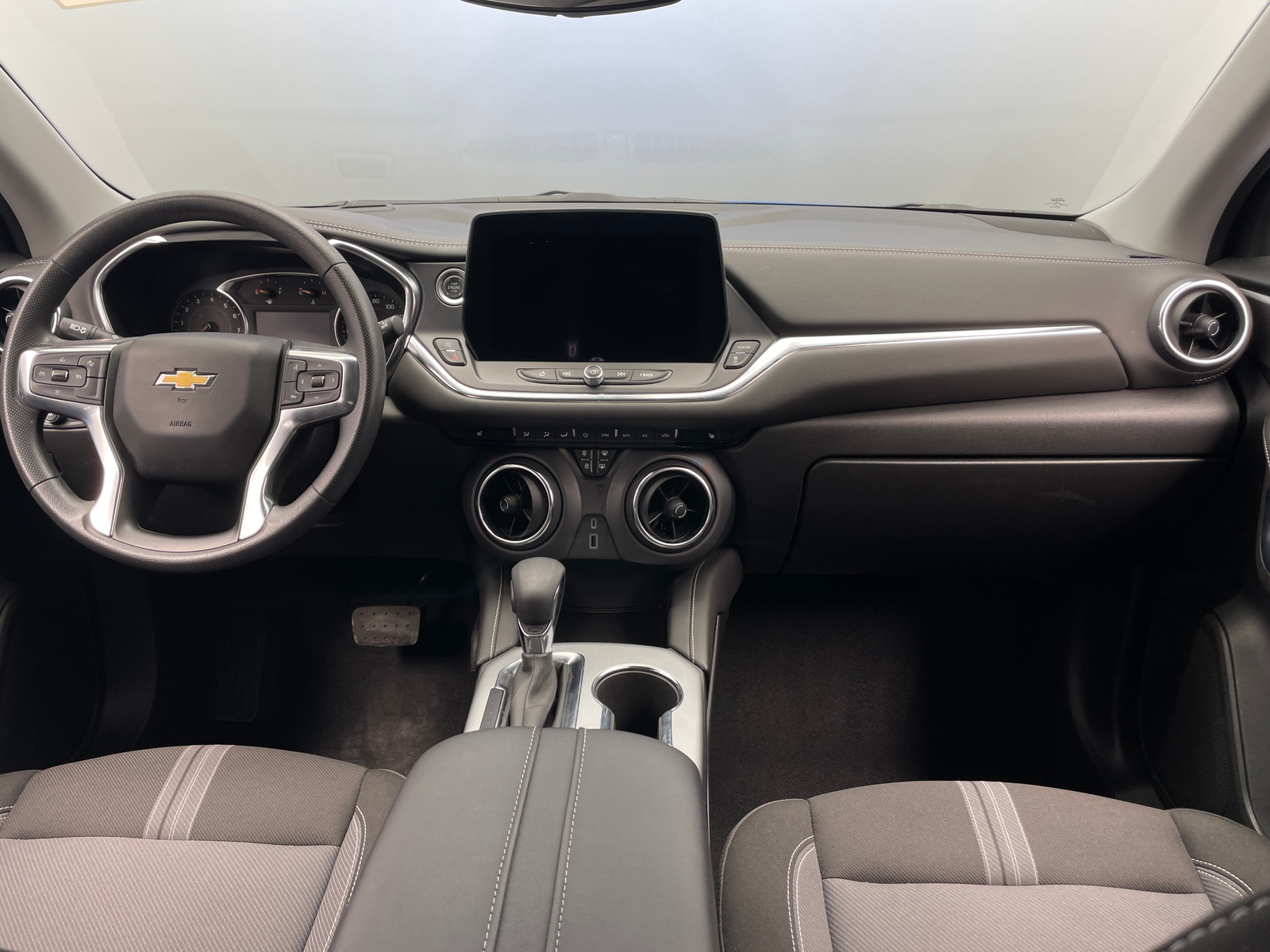 Thumbnail: 2025 Chevrolet Blazer - 3