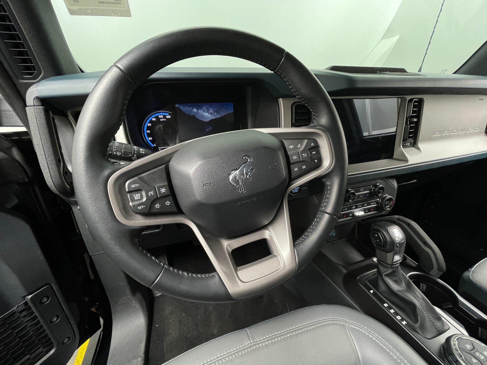 Thumbnail: 2024 Ford Bronco - 4