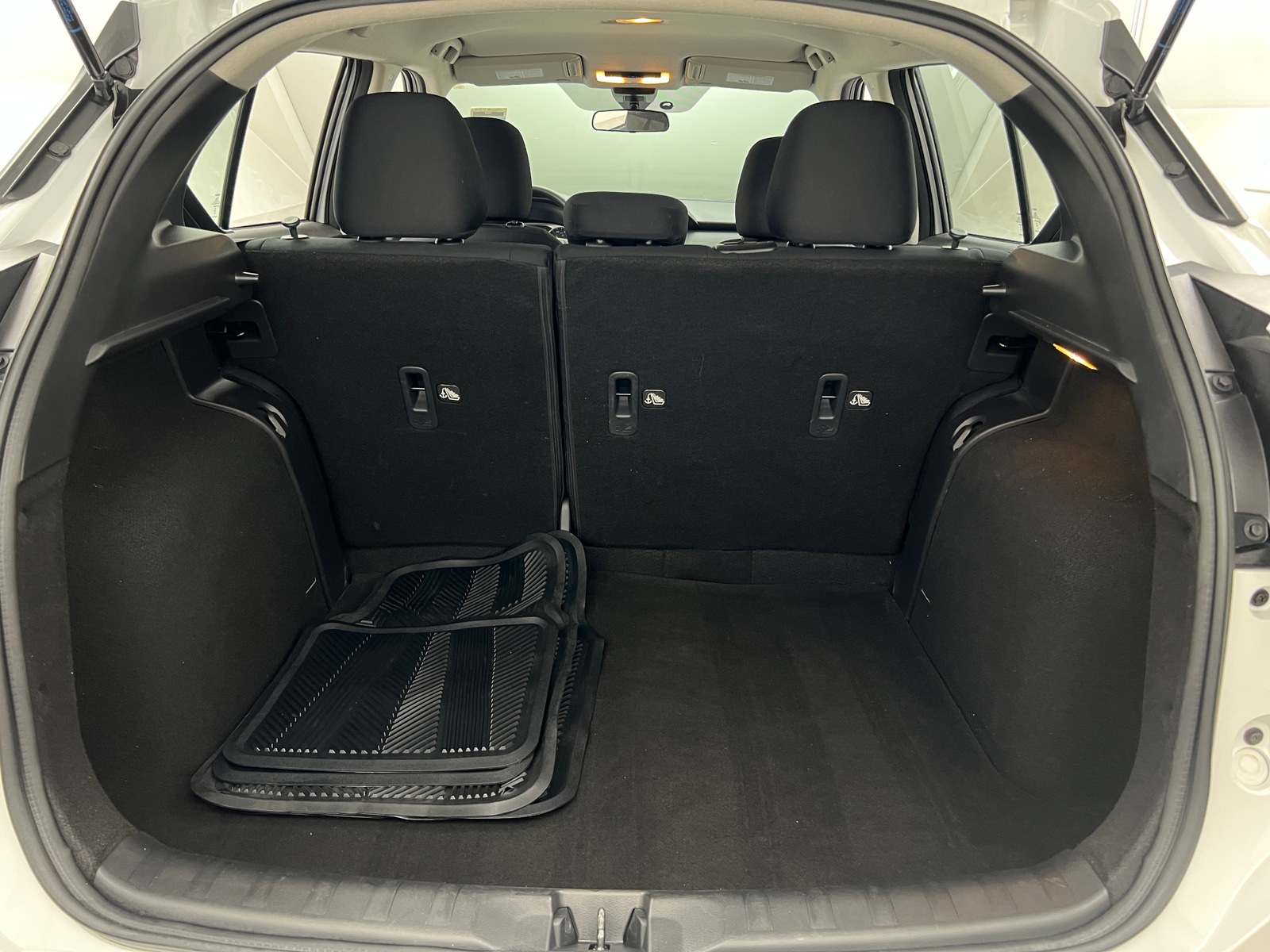 Thumbnail: 2023 Nissan Kicks - 7