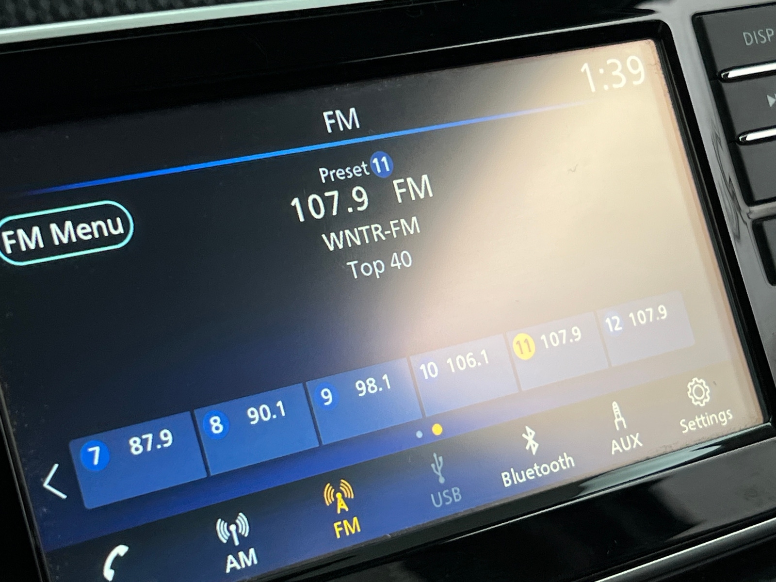 Thumbnail: 2023 Nissan Kicks - 4