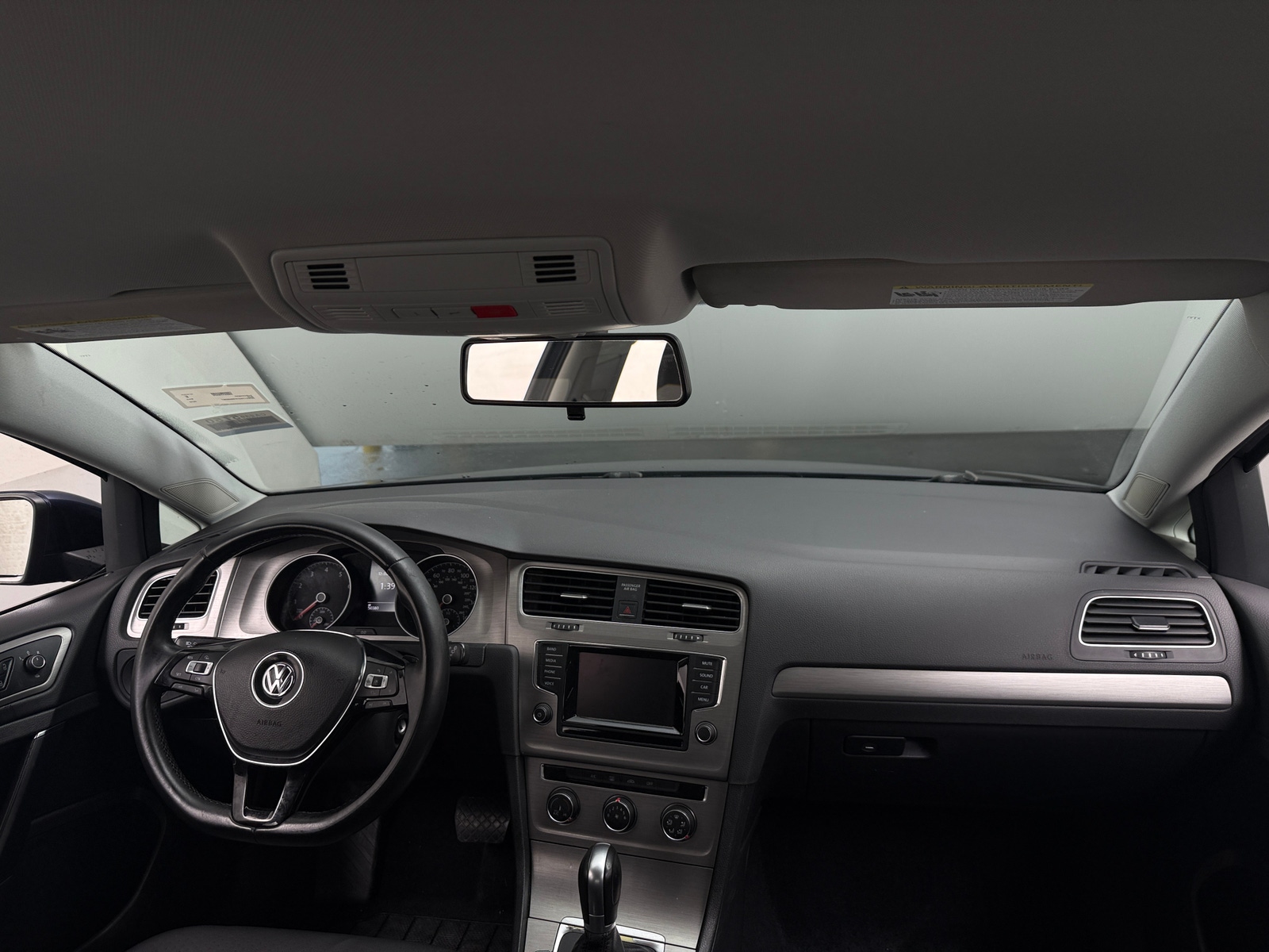 Thumbnail: 2015 Volkswagen Golf - 2