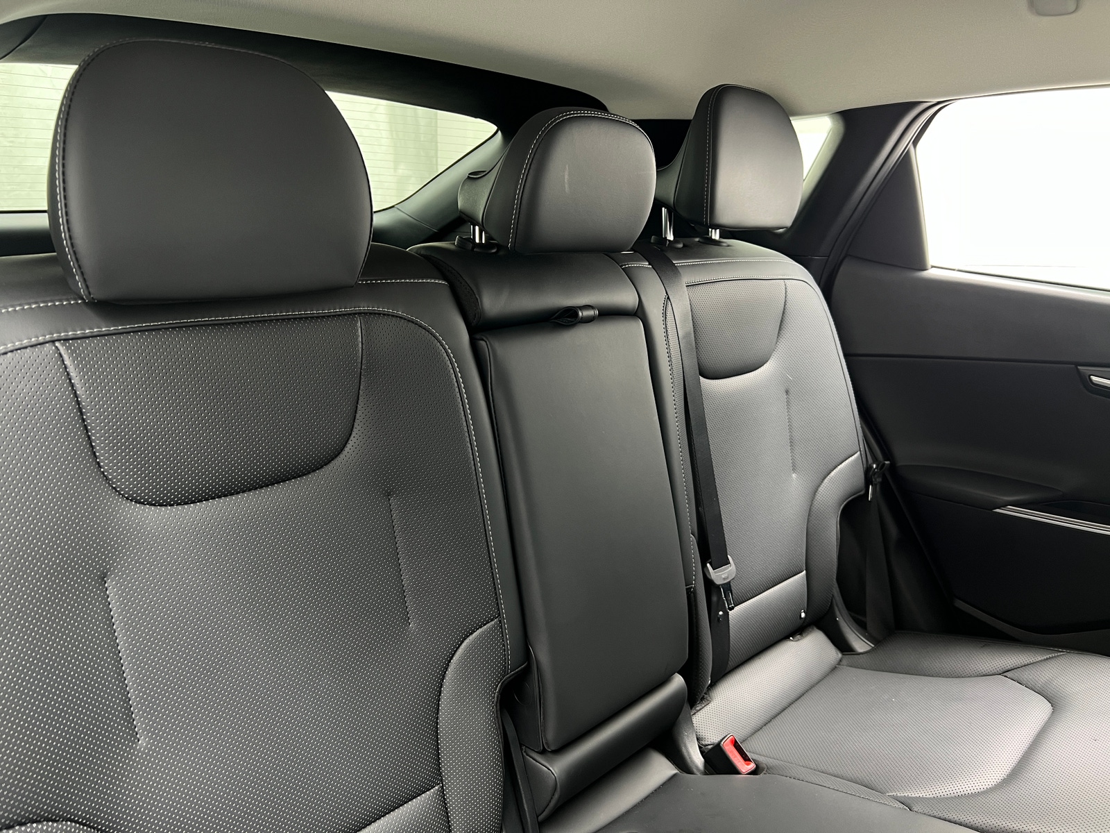 Thumbnail: 2023 Kia EV6 - 5