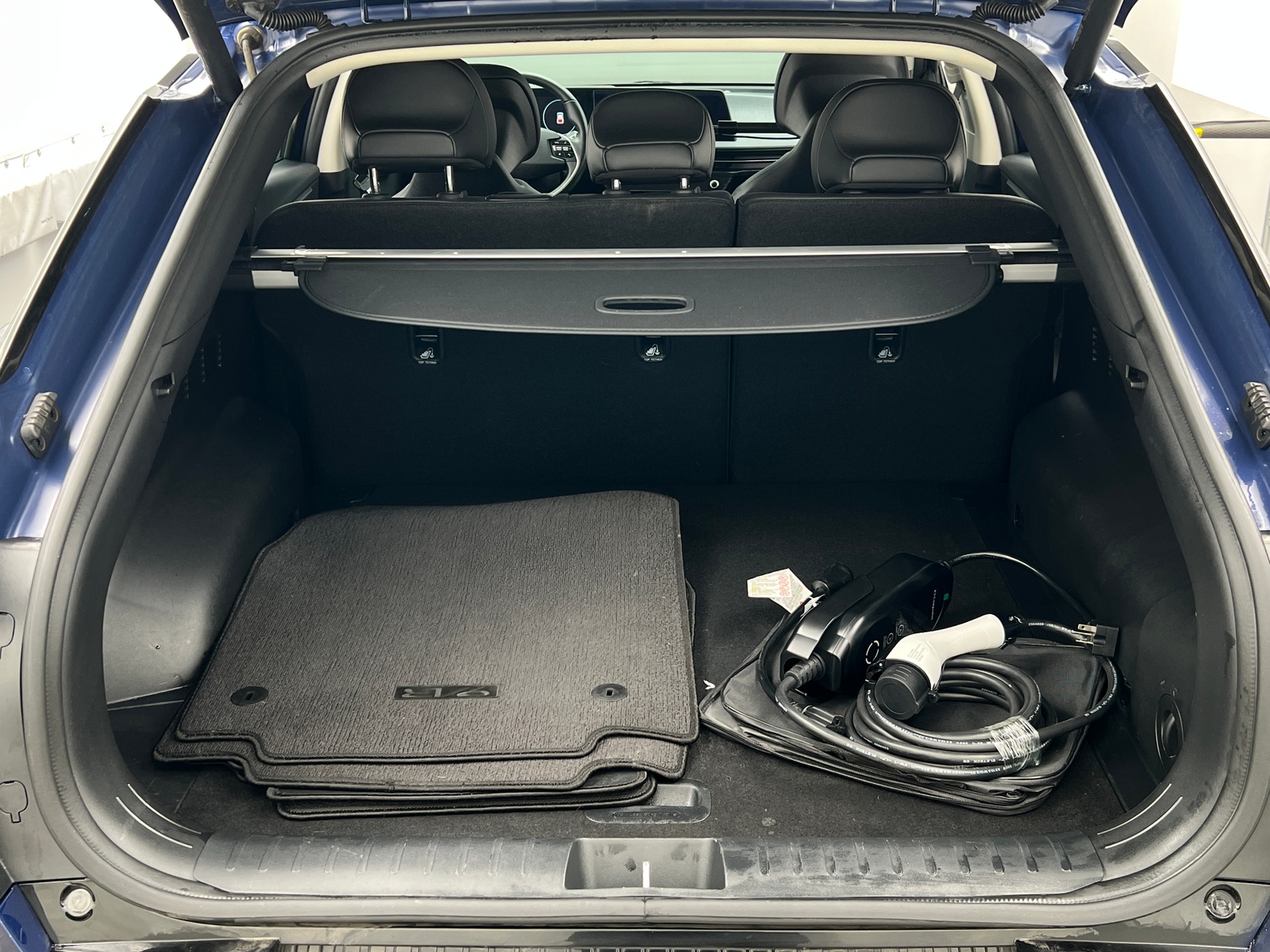 Thumbnail: 2023 Kia EV6 - 6