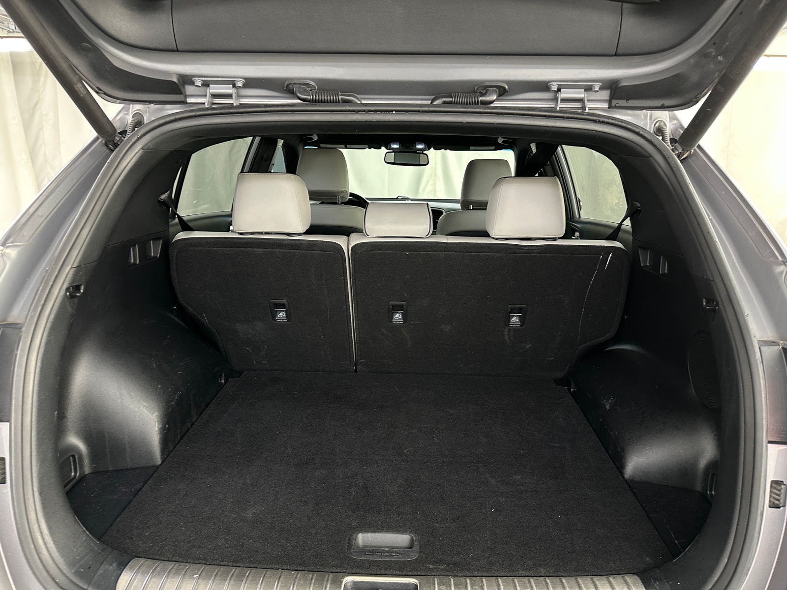 Thumbnail: 2017 Kia Sportage - 6