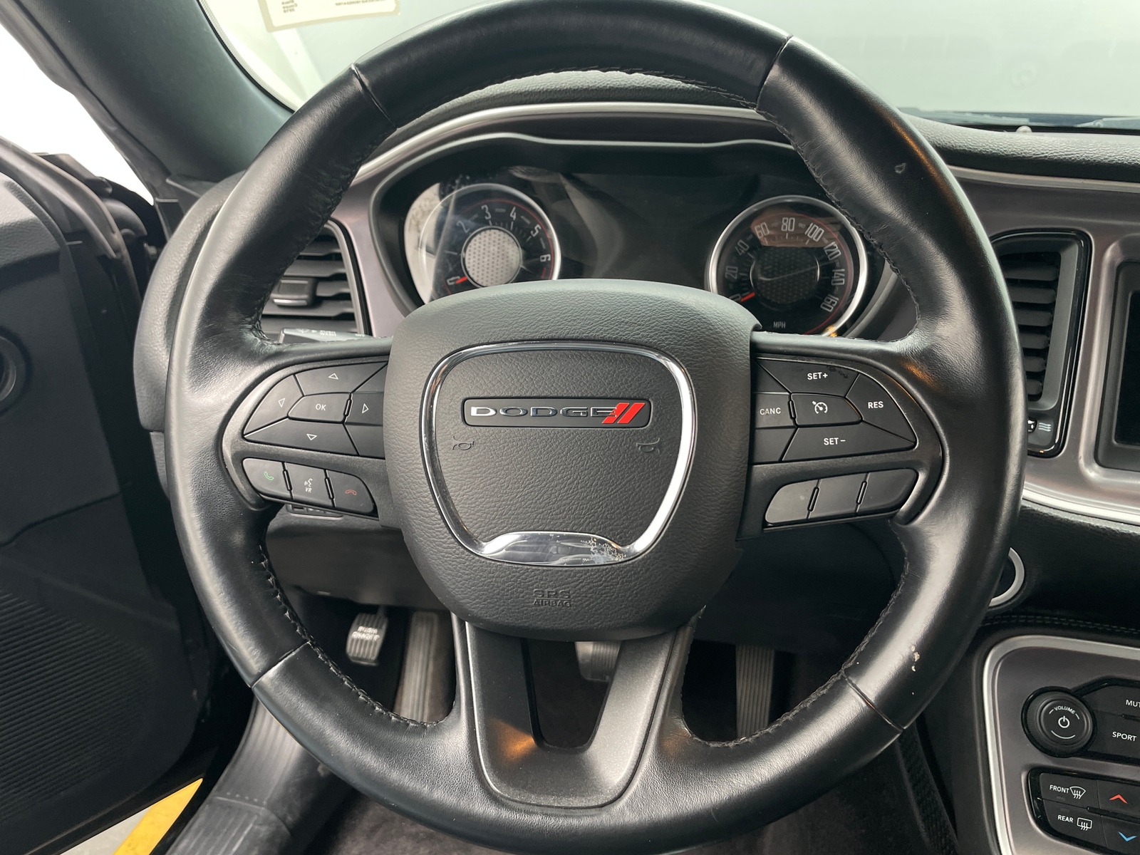 Thumbnail: 2019 Dodge Challenger - 4