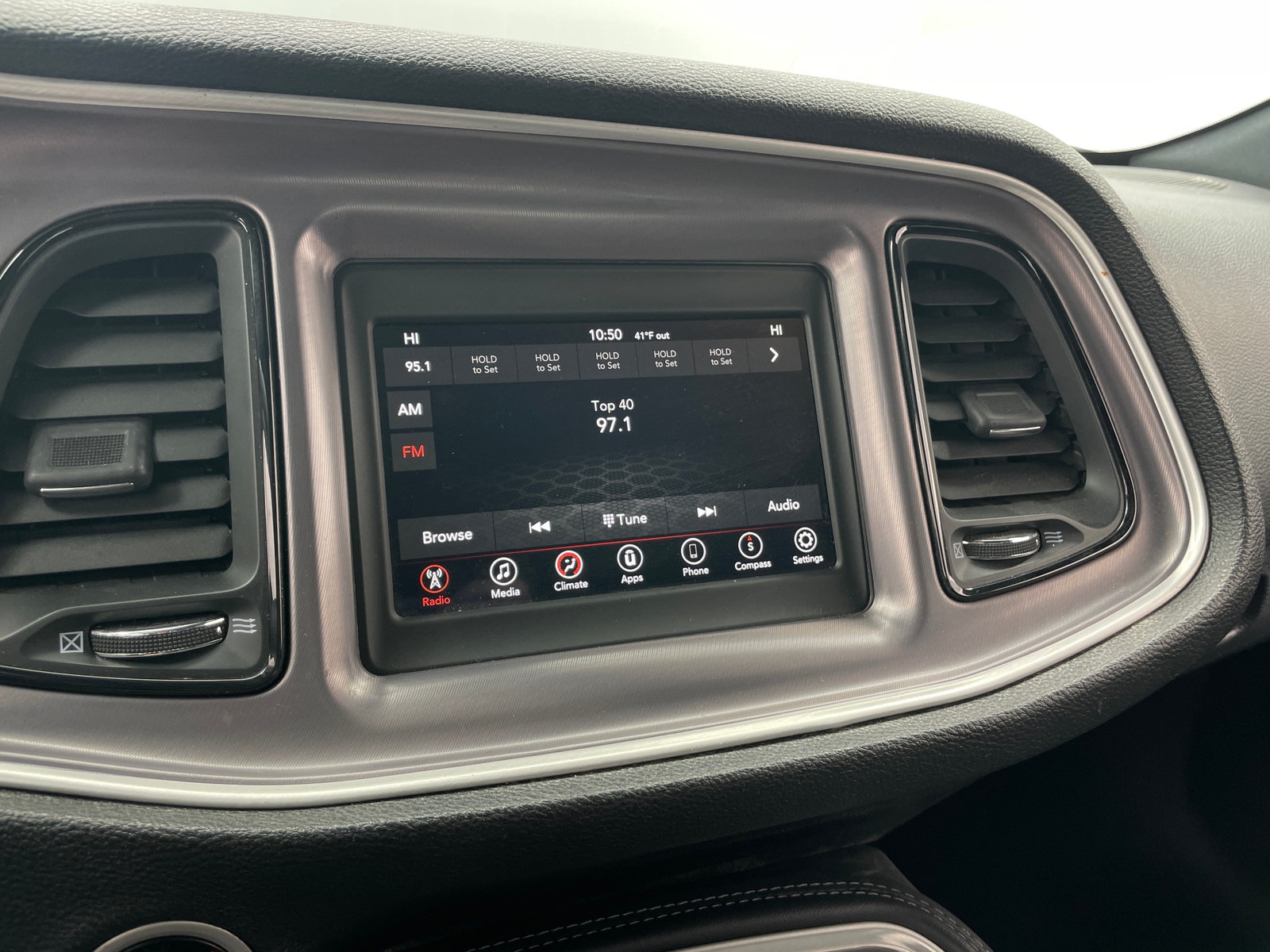 Thumbnail: 2019 Dodge Challenger - 3