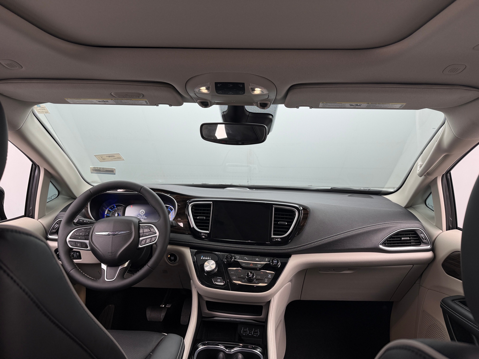 Thumbnail: 2023 Chrysler Pacifica - 2