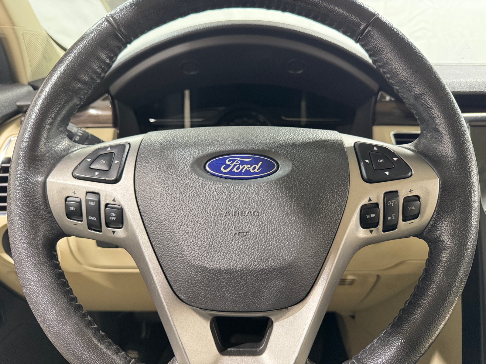 Thumbnail: 2017 Ford Flex - 4