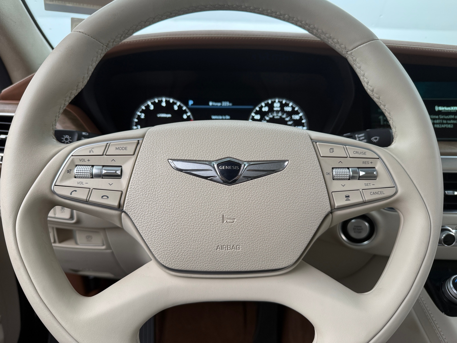 Thumbnail: 2021 Genesis G90 - 4