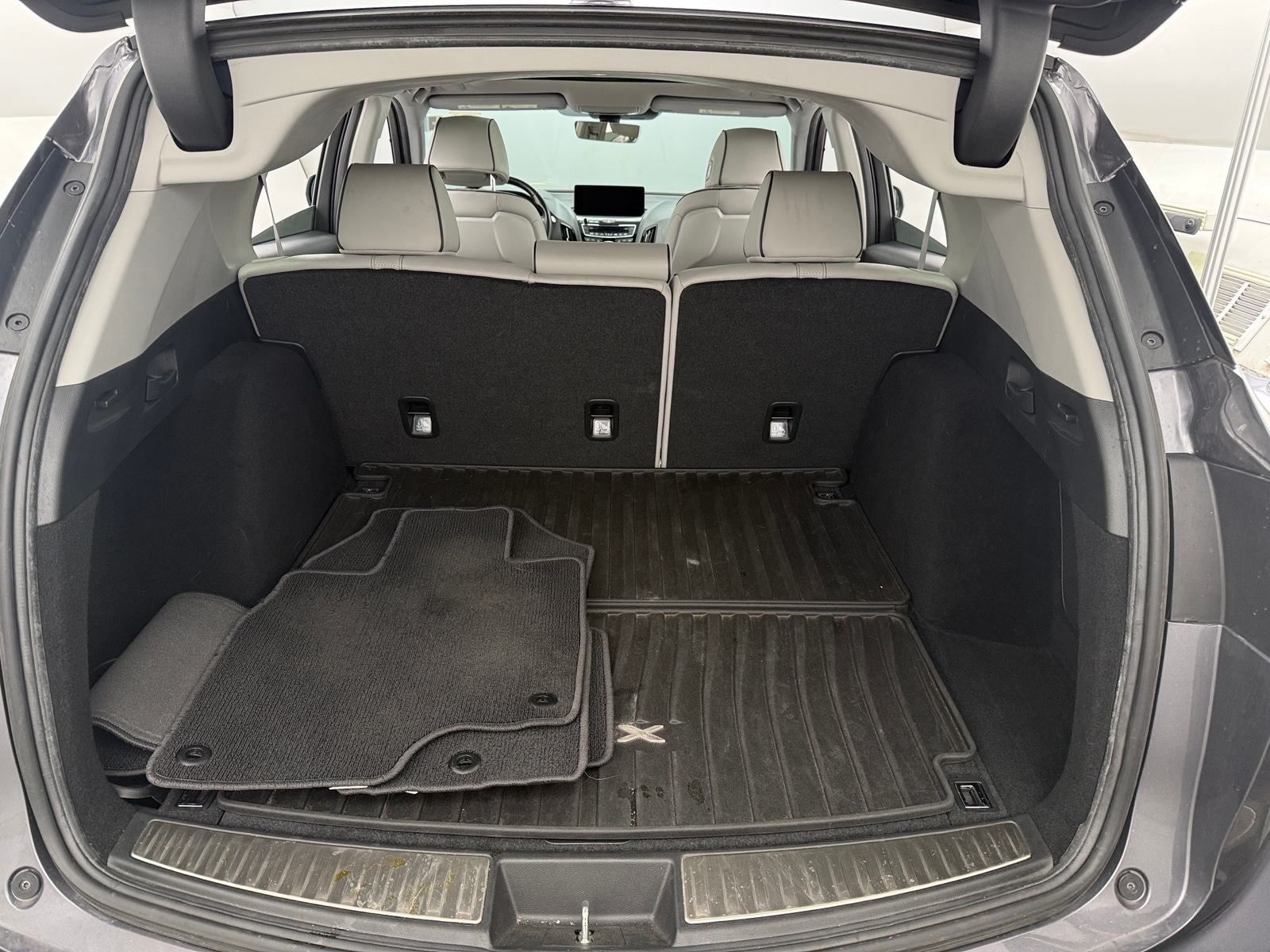 Thumbnail: 2021 Acura RDX - 6