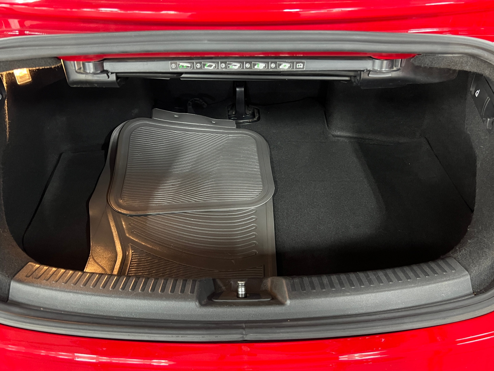 Thumbnail: 2017 Volkswagen Beetle - 7