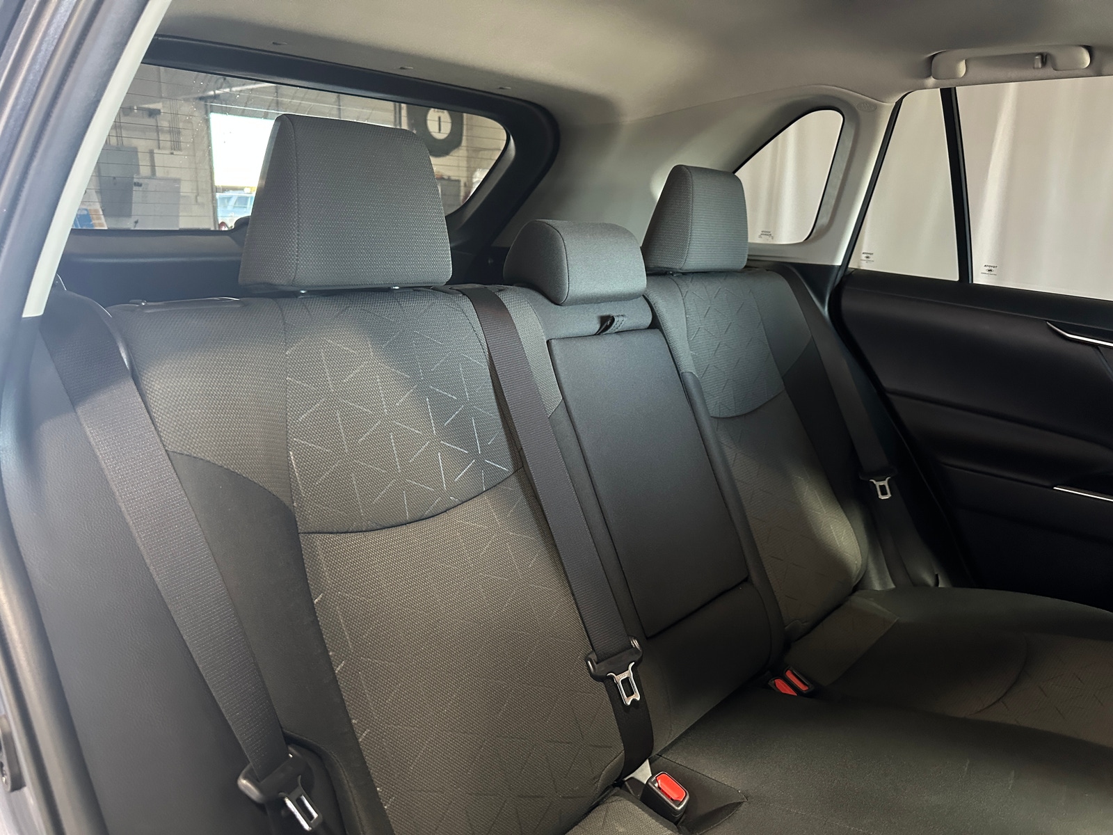 Thumbnail: 2021 Toyota RAV4 - 6