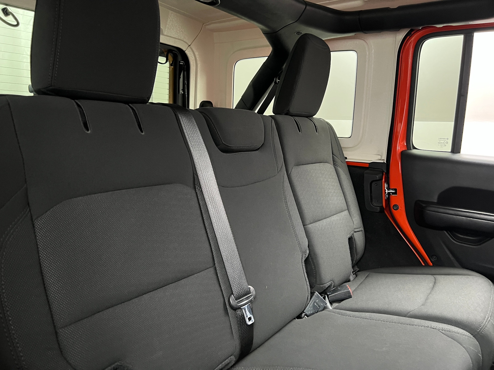 Thumbnail: 2019 Jeep Wrangler - 6