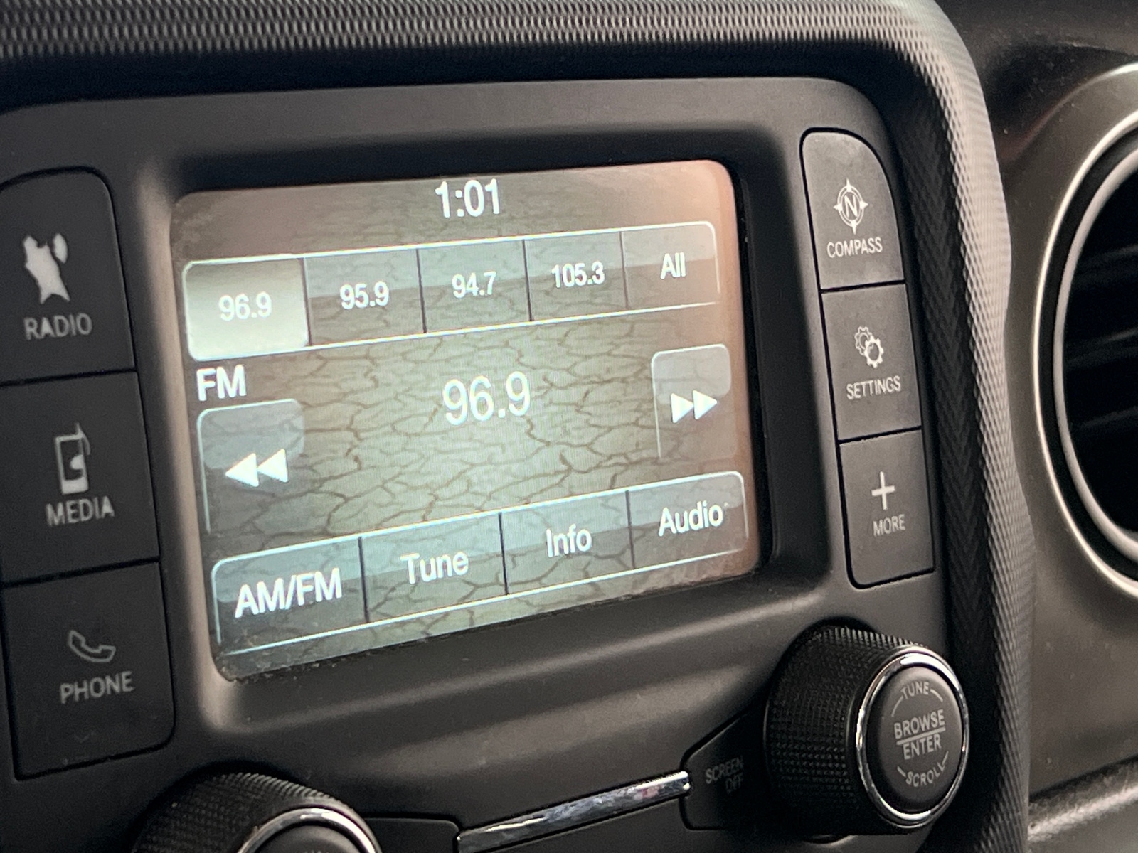 Thumbnail: 2019 Jeep Wrangler - 4