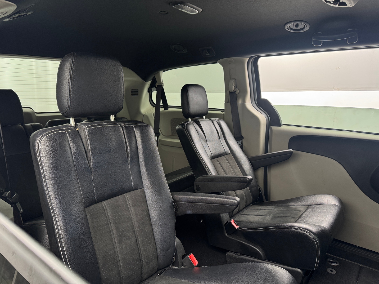 Thumbnail: 2019 Dodge Grand Caravan - 5