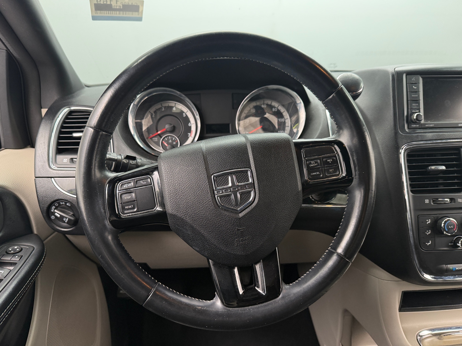 Thumbnail: 2019 Dodge Grand Caravan - 4