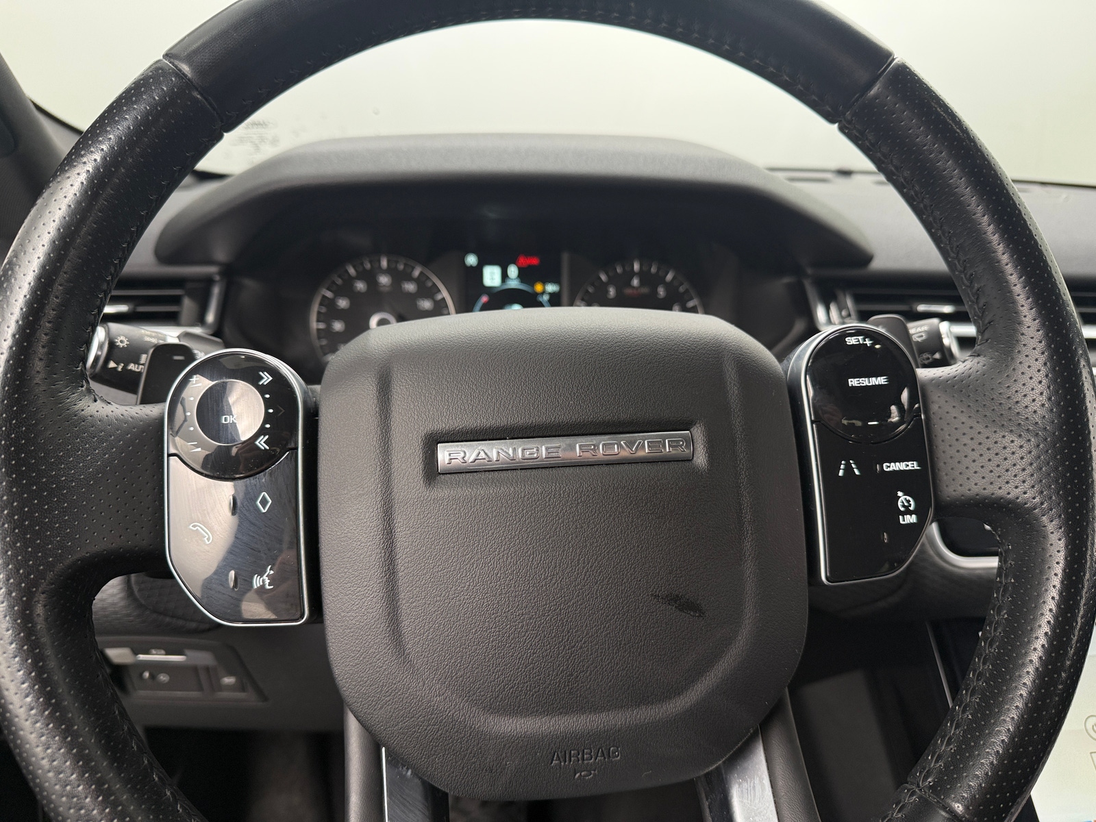 Thumbnail: 2019 Land Rover Range Rover Velar - 4